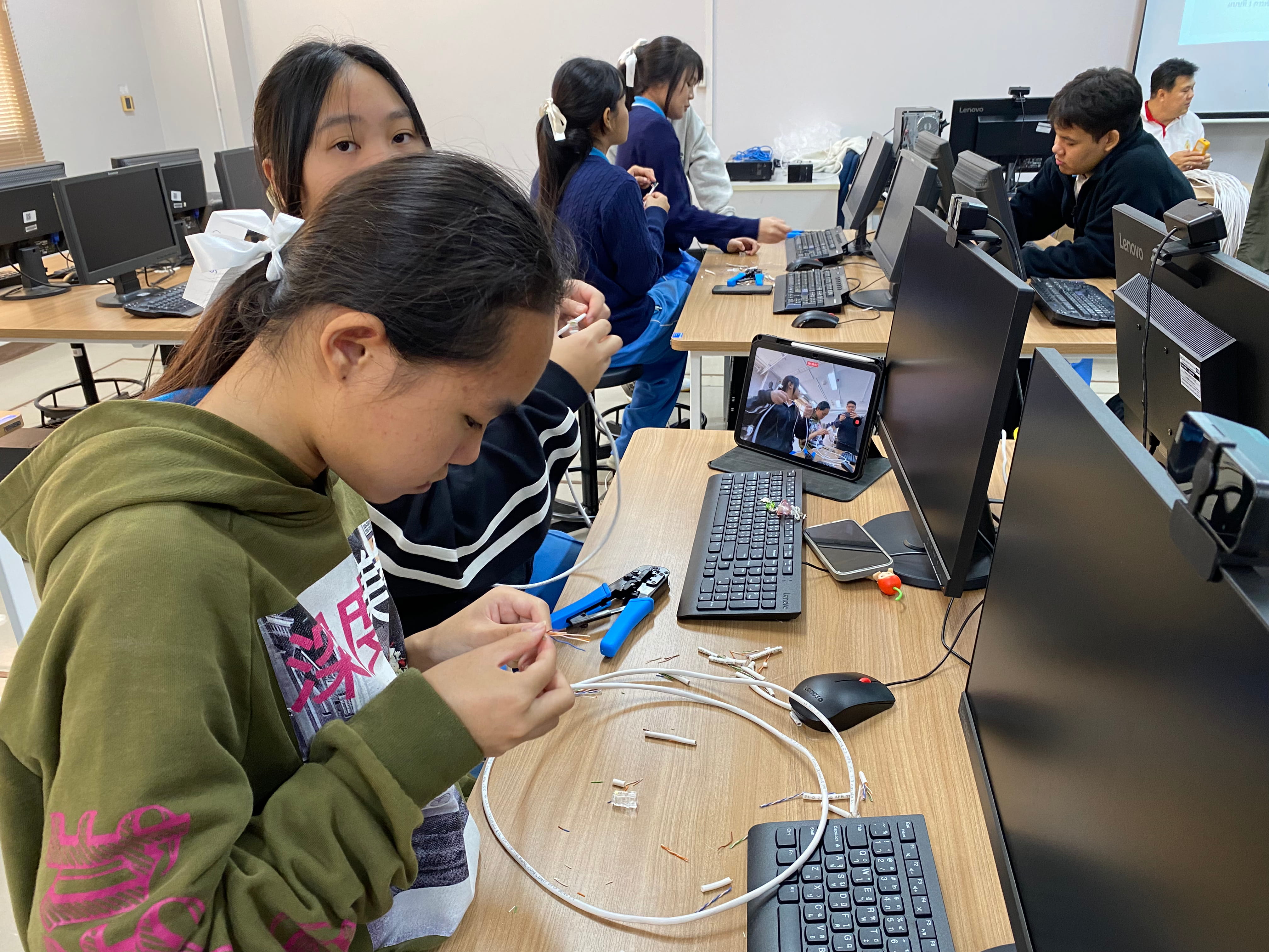 MFU News : ADT_T6_Year2_8.jpg