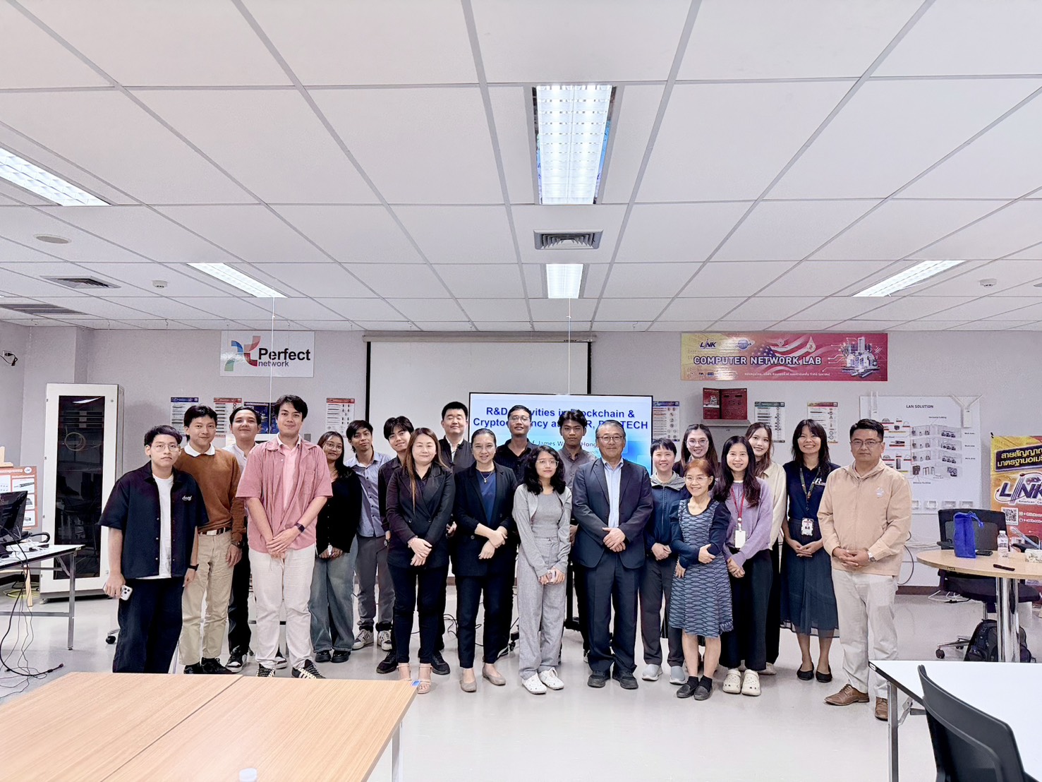 สำนักวิชาเทคโนโลยีดิจิทัลประยุกต์ จัดกิจกรรม 