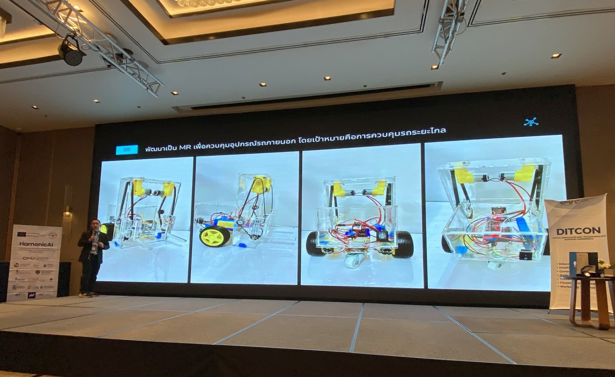 MFU News : Forklift_VR_Training_DIT_Award_20261-4.jpg