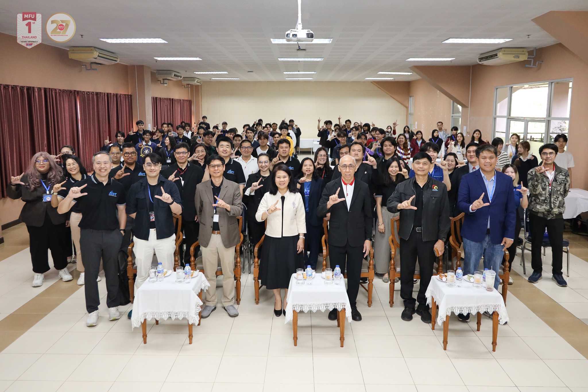 มฟล. จัด “ADT MediHack 2026” คัด 75 จากผู้สมัครกว่า 100 คน ระดมพลังนักศึกษาสร้างนวัตกรรม AI แก้โจทย์จริงจากโรงพยาบาลศูนย์การแพทย์ มฟล.